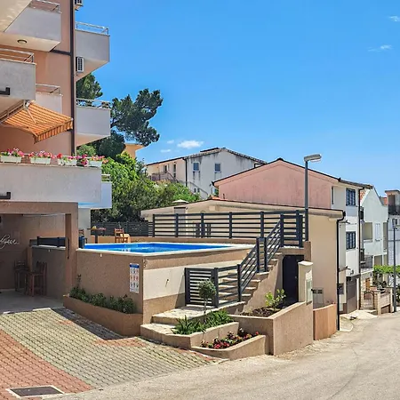 شقة Beautiful In Baška Voda